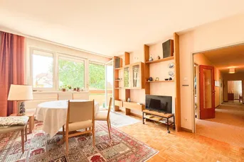 LIVING IN THE PARK - 5 ZIMMER-WOHNUNG MIT LOGGIEN - LICHTDURCHFLUTET - CHARMANTER GRUNDRISS - RUHIGE LAGE - WOHNEN IM HERZEN VON BADEN