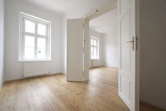Großartige 4-Zimmer-Wohnung mit Balkon in klassischem Gründerzeithaus in U-Bahn-Nähe