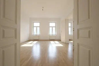 Lichtdurchflutete 4-Zimmer-Altbauwohnung in klassischem Gründerzeithaus in U-Bahn-Nähe