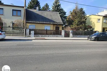 Großes Baurechtgrundstück mit Studienplänen