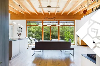 Exklusives Architektenhaus in der Schwoich zu kaufen – Naturverbundenes Wohnen in Tirol
