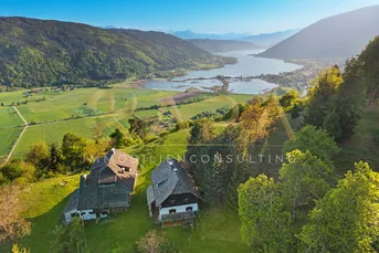 Grundstück mit Seltenheitswert: Blick auf See und Bergwelt mit großem Neubaupotenzial