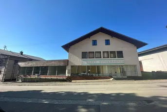 Wohn - Geschäftshaus in Aspach