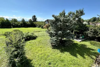 Riesige 10 Zimmer Doppelhaushälfte mit 400 m² Garten nahe Wien
