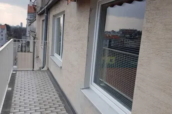 Fernblick Terrassenwohnung in zentraler Lage!