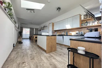 Moderne 3-Zi-Wohnung in Hörsching mit Terrasse und Carport !