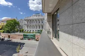 Bürofläche mit Balkon am Parkring direkt beim Palais Coburg