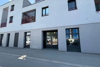 neuwertige Geschäftsfläche Leopoldine Padaurek Str.