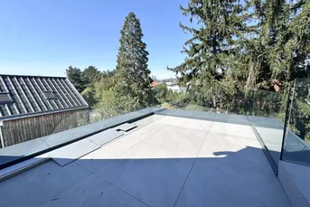 Modernes Wohnen im 1. DG - Erstbezug mit Balkon, Terrasse und top Ausstattung in 1230 Wien!