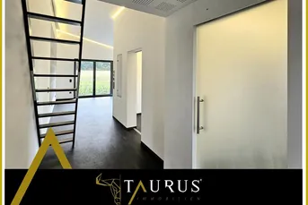 NEUBAU in top Lage mit großer Dachterrasse, Carportplatz