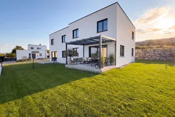 Noch ein Haus verfügbar - Ruhige Wohnsiedlung – Energieeffiziente Neubau-Doppelhaushälfte