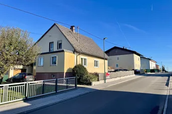 Mehrfamilienhaus mit viel GRUND