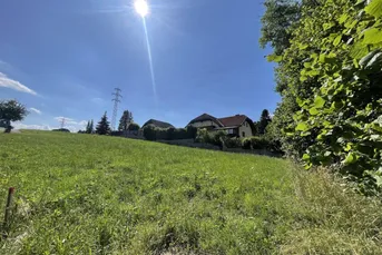Baugenehmigtes Grundstück für eine Doppelhaushälfte(TOP1)