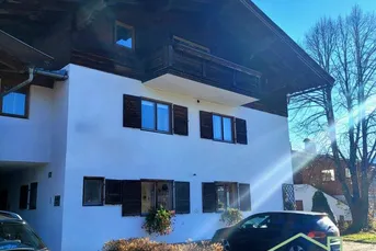 Apartmenthaus mit vielfältigen Möglichkeiten in Oberndorf/Tirol - Perfekt für Investoren!
