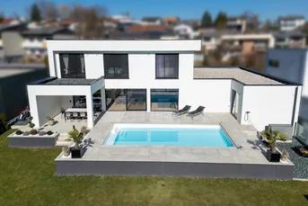 Exklusives Einfamilienhaus mit Pool, Photovoltaik &amp; Doppelgarage – Luxus und Nachhaltigkeit vereint!
