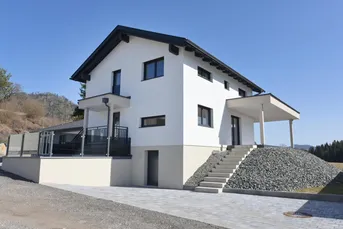 Stilvolles Eigenheim mit parkähnlichem Grundstück vor den Toren Klagenfurts