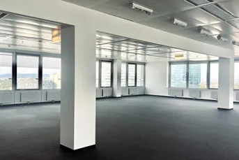 ARES TOWER: Bürofläche im 12. OG mit Weitblick