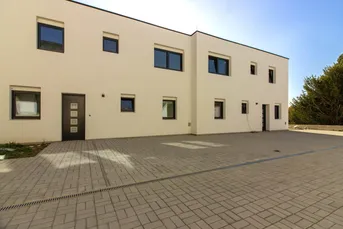 Doppelhaushälfte mit Garten - Schlüsselfertig - Neubau