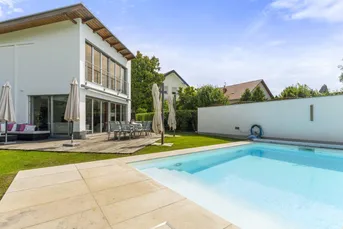 Exklusive Stadtresidenz im 22. Bezirk – Architektur, Privatsphäre &amp; Pool auf höchstem Niveau