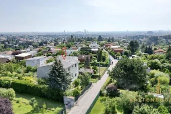 Schafberg - Grundstück mit Wienblick und Baugenehmigung für eine Villa