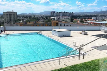 Traumhafte 4-Zimmer-Gartenwohnung in 1120 Wien mit Terrasse und Swimmingpool – Ideal zur U-Bahn!
