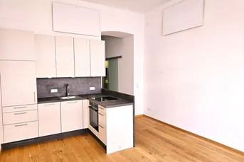 LUXUS-Kuschelnest Nähe Rochusmarkt – Erstbezug nach Generalsanierung – EWE-Küche!