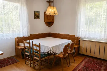 Großzügige 6-Zimmer-Eigentumswohnung mit sonniger Loggia in Kirchbach in der Steiermark!