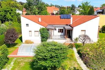 Stilvolle Villa in Graz-St. Peter – großzügiges Wohnen in Bestlage mit besonderem Charme!