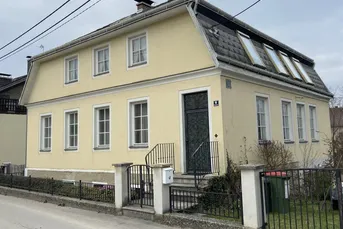 Gediegenes Einfamilienhaus in Schleinbach