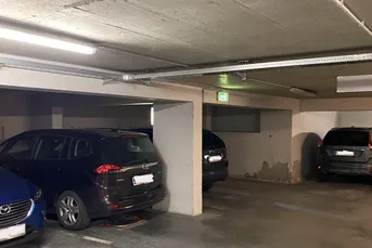Sicheres Parken in Graz - Miete jetzt eine Garage in zentraler Lage ab € 149,00 neben TU-Graz!