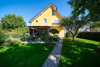 Stilvolles Zweifamilienhaus mit Pool &amp; traumhaftem Garten in Graz Gösting