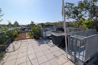 WARMMIETE - Goldener Hirsch – Stilvolle 3-Zimmer-Wohnung mit Balkon und TRAUMTERRASSE