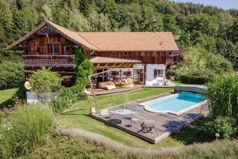 Stilvoller Landsitz mit Gästehaus auf großem Grundstück in idyllischer Wörthersee-Nähe