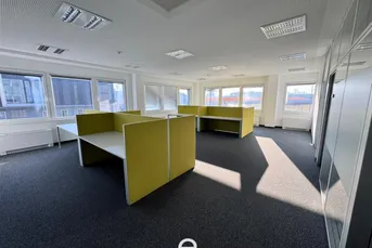 Stylische Büroflächen am Winterhafen Linz – Erstklassige Lage mit Top-Ausstattung!