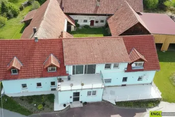 Großzügiger Vierkanthof mit 7,2 ha – Raum für Träume und Lebensqualität!