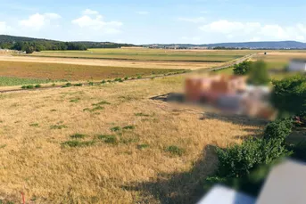 Großzügiges Baugrundstück mit eigener Zufahrt – 1.175 m² und bis zu zwei Wohneinheiten