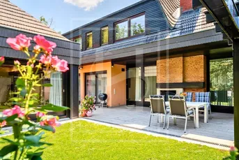 Großzügige Villa mit Hallenbad im begehrten Perchtoldsdorfer Cottageviertel