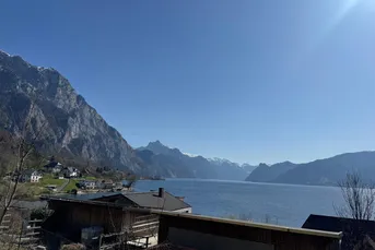 The View! Frühlingserwachen am Traunsee-Ostufer – Ein Juwel in einzigartiger Lage