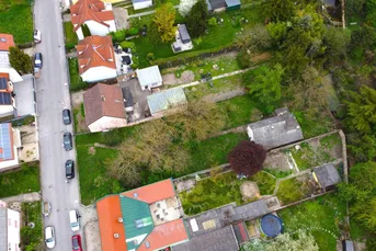 Grundstück mit Entwicklungspotenzial in begehrter Lage