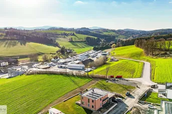 sonniges Baugrundstück für Ihr Traumhaus (aufgeschlossen inkl. Anschlüsse) in Krumbach