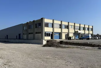 "Betriebsobjekt Wöllersdorf-Steinabrückl" – Direkt an der A2