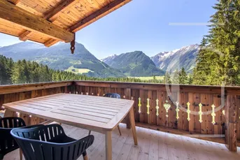 Ski In/Ski Out: Chalet zur touristischen Nutzung in sonniger Waldrandlage!