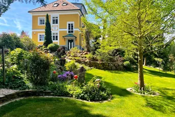 EXKLUSIVE VILLA WALTENDORF! Historischer Charme &amp; moderner Wohnkomfort!