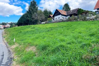 RUHELAGE &amp; AUSSICHTSLAGE! Baugrundstück nahe Graz!
