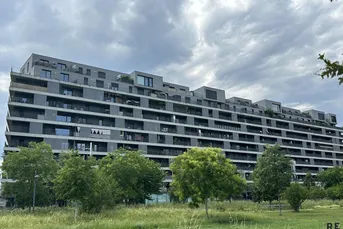 Traumhafte Lage am Helmut Zilk Park mit wunderschönen, unverbaubarem Fernblick!