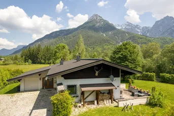 Sonniger Freizeitwohnsitz in ruhiger Lage mit Bergblick