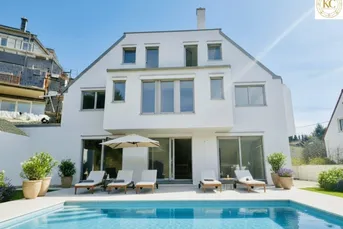 Luxusvilla in Ruhelage mit traumhafter Aussicht