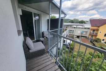 Gut geschnittene 3-Zi-Dachgeschoßwohnung mit Terrasse ruhiger Lage Graz Lend!
