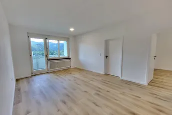 Provisionsfrei - Frisch sanierte Wohnung mit Loggia &amp; Parkplatz - Leoben-Hinterberg