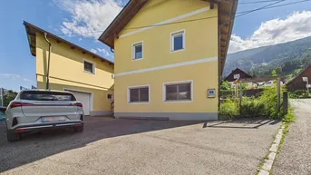 Expose Saniert und mit viel Platz für Familien &amp; Generationen - 2 Wohneinheiten möglich